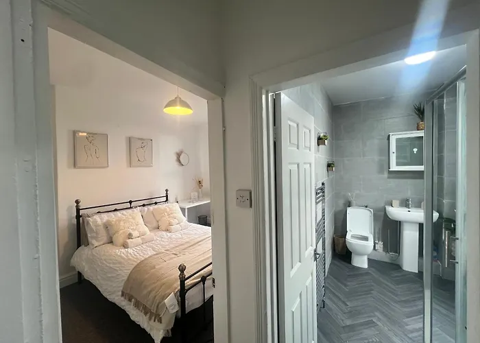 The Bluebird I 利兹